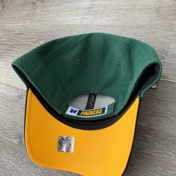 Green Bay Packers 9FORTY Adjustable NFL Team Hat - Picture 2 of 3